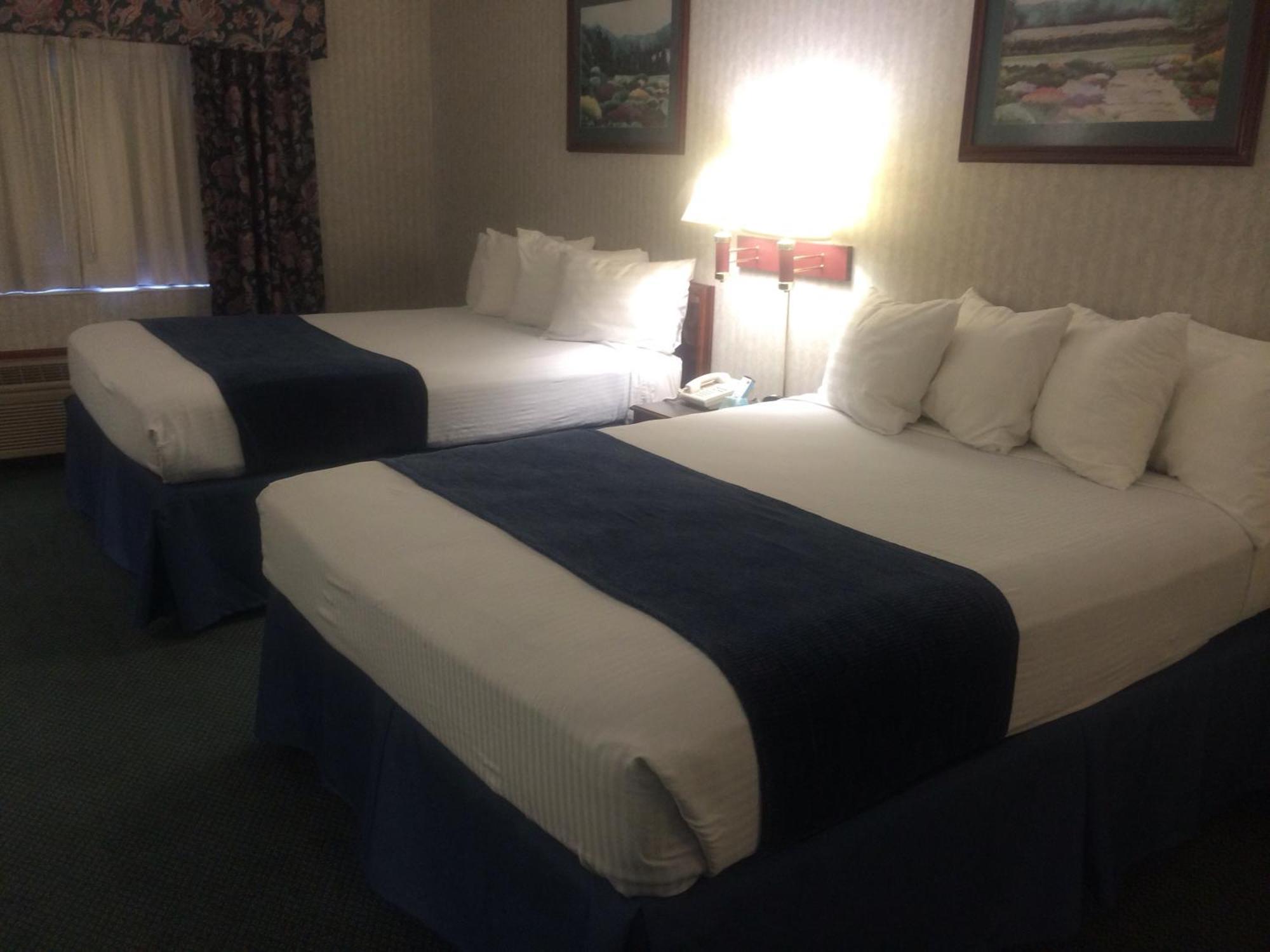 Best Western Elkhart Inn & Suites Room photo